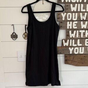 Lululemon size 6 dress